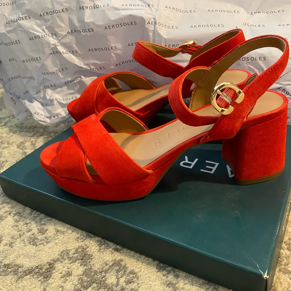 Aersoles Cosmo red suede platform sandal, 8